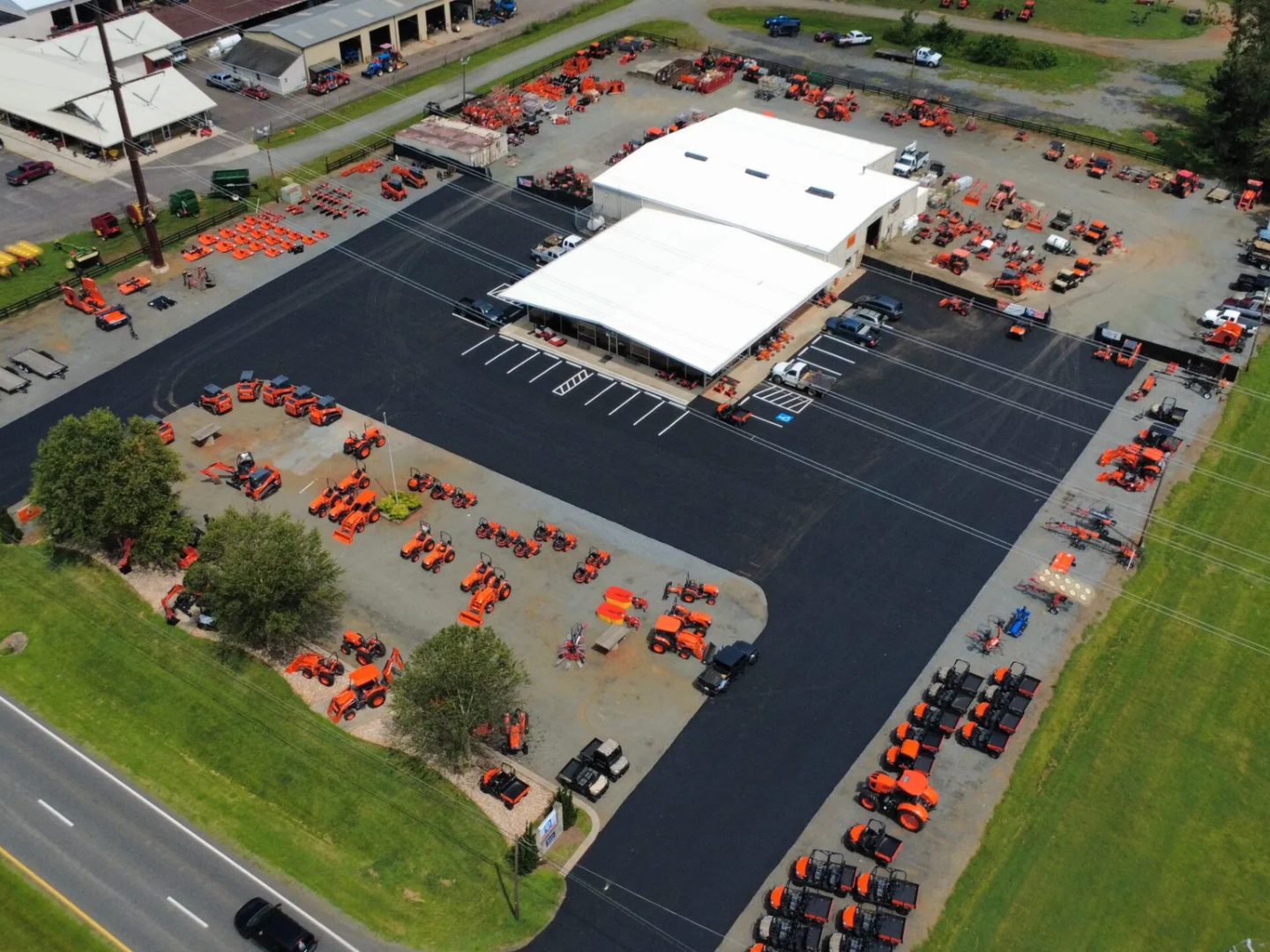 Beverage Tractor & Equipment - Orange