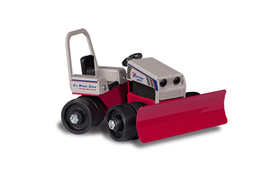 Ventrac 4500 Collectible Scale Model profile - The CT4500 is a 1:12 scale model of the Ventrac KN4500