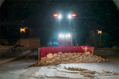 KD Blade - Plowing snow is easy and effortless with the KD Blade. 