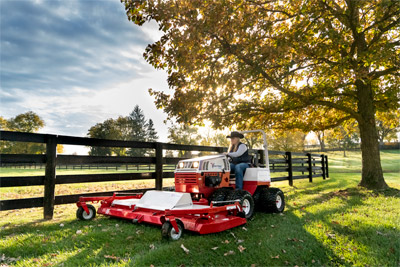 Ventrac Wide Area Mower - The rear discharge also makes trimming easy on both sides of the deck. 